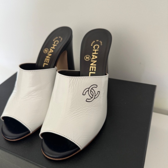 Chanel mules sandals 36 - Picture 2 of 8